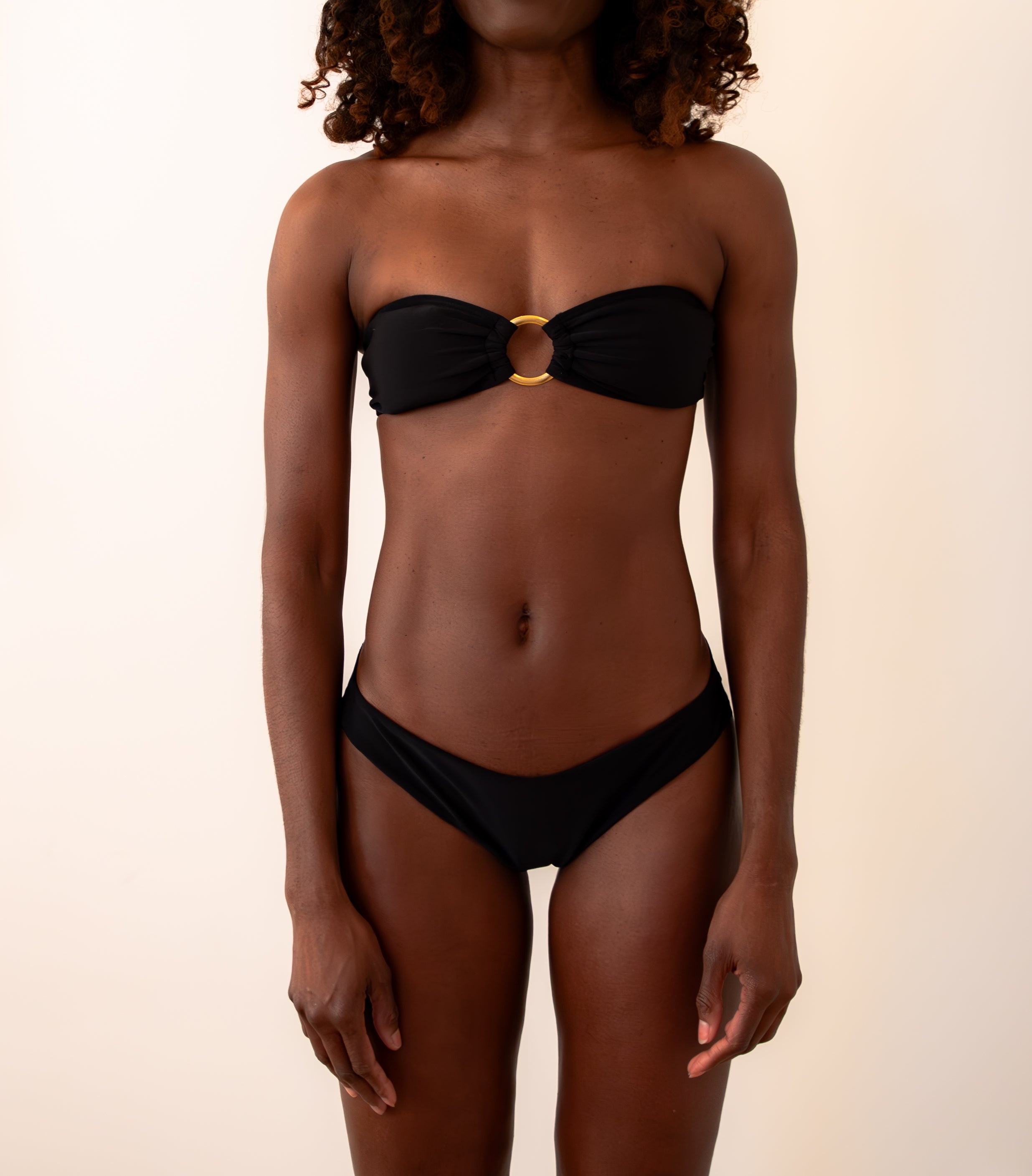 chikie-bikini-sets-bikini-bottoms-scrunch-bikini-black-front